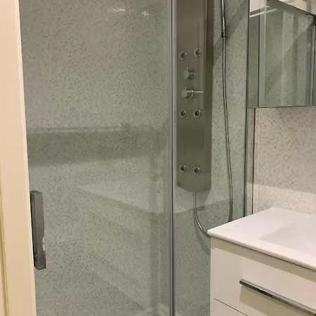 Oktheway Ron Fraga Place * A Coruña